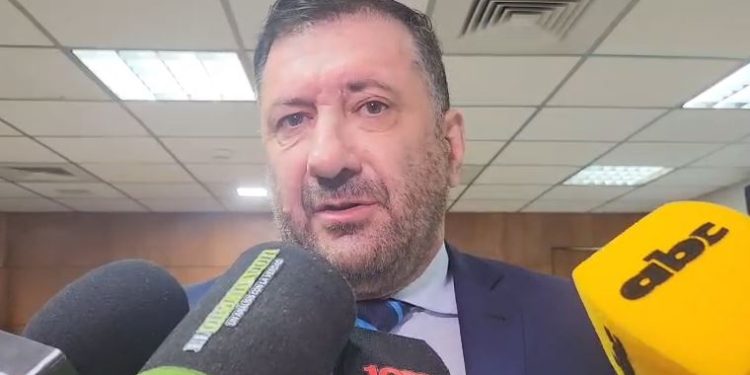 Tribunal de Sentencia condena al exsenador argentino Edgardo Kueider por tentativa de contrabando de divisas