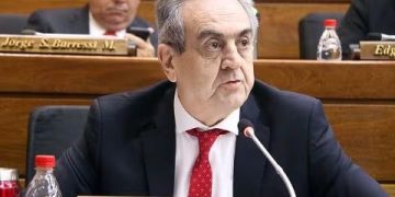 Yamil Esgaib destaca a extitular de la ANDE y respalda inversión privada en el ente