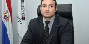 Fiscalía confirma proceso por desacato y exige extradición del ciudadano chileno que llevó a su hija a Argentina