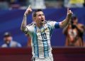 Argentina remontó un partidazo ante Egipto y ya está en cuartos de final