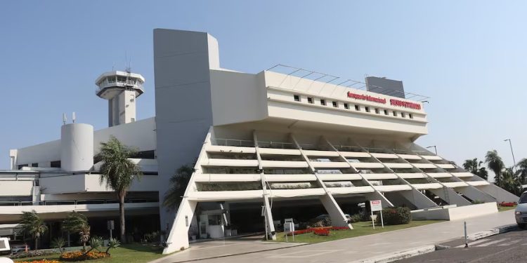 DINAC registra un crecimiento del 13% en el flujo de pasajeros durante la primera mitad del año