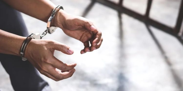Condena ejemplar para un hombre que violó a su hijastra y luego a las hijas que tuvo con ella