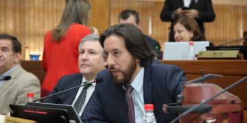 Senador denuncia persecución judicial contra Miguel Prieto y pide unidad de la oposición para el 2028