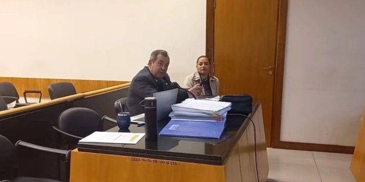 Condenan a exsecretaria general de una universidad por cobrar salario con certificados médicos falsos