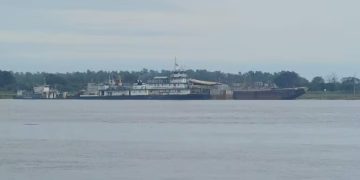 Explosión en una barcaza frente a la Costanera Sur de Asunción deja cuatro personas fallecidas