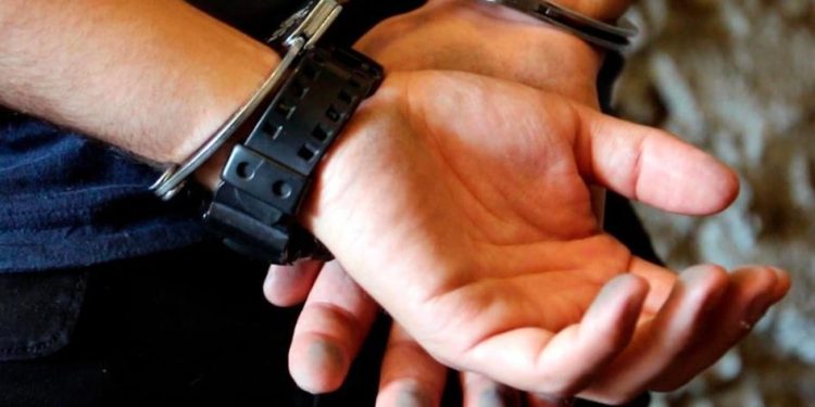 Condenan a 25 años de cárcel a un hombre por el abuso sexual sistemático de sus dos hijas