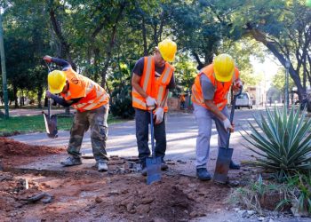 Avanza el proyecto de revitalización de la Plaza Uruguaya con la incorporación de aportes ciudadanos