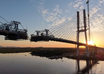 Puente de la Bioceánica, cada vez más cerca de unir Paraguay y Brasil