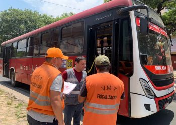 Viceministerio de Transporte multa a casi 40 empresas en controles por GPS y fiscalizaciones en calle