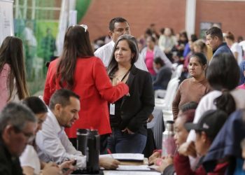 Agilizan trámites digitales para la reinserción de familias repatriadas
