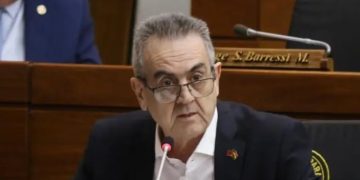 Yamil Esgaib tilda de «traidor» a Mario Abdo Benítez y repudia acercamiento de sectores colorados al expresidente