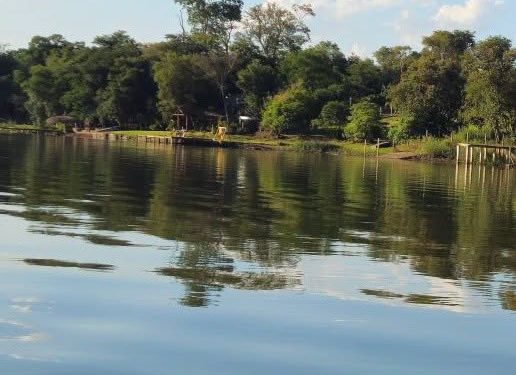 Puerto Indio: buscan a dos pescadores desaparecidos en el lago Itaipú