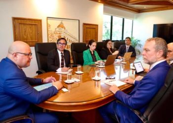 Representante del BID califica a Paraguay como ejemplo de estabilidad económica