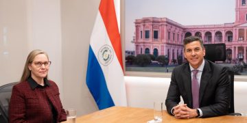 Ejecutivo oficializa a Liana Caballero para un nuevo periodo en el Directorio del BCP