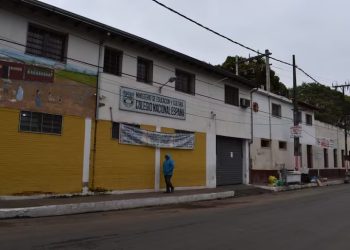Adolescente resulta herida durante supuesta riña entre estudiantes en San Lorenzo