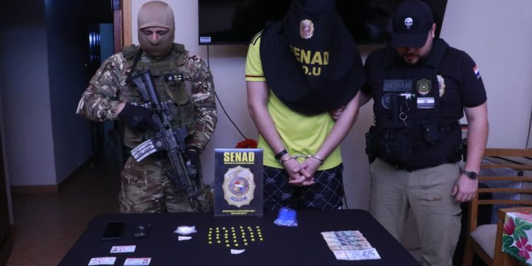 Con prisión domiciliaria seguía vendiendo cocaína