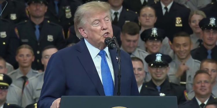 Trump prometió declarar estrecho de Ormuz un «territorio» de EE.UU