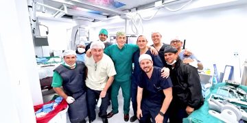 Realizan implante percutáneo de válvula mitral en paciente de 81 años en el Hospital San Jorge
