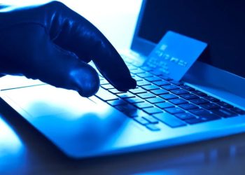 Experto atribuye millonario vaciamiento de cuenta a infección con malware y recomienda reforzar la seguridad digital