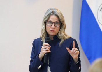 Ejecutivo propone a Estefanía Laterza para Embajada paraguaya en Washington