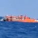 Ocho muertos y 17 desaparecidos tras hundimiento de un ferry