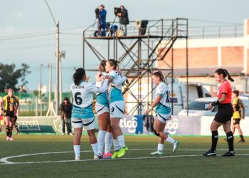 Libertad venció a Guarani y se mantiene como único puntero
