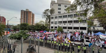 Salud activa plan de contingencia para garantizar servicios esenciales durante huelga médica