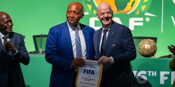 La Confederación Africana de Fútbol confirma su respaldo a Infantino