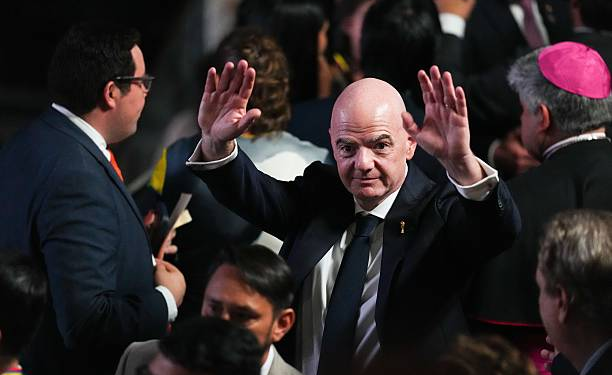 Federación de Nueva Zelanda retira su apoyo a Infantino