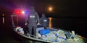 Incautan 14 bultos de marihuana ocultos en la ribera del río Paraguay