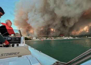 Ola de calor dispara incendios forestales en varios países de Europa