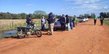 Joven de 22 años muere ahogado tras caer con su motocicleta a un cauce de agua en Isla Umbú