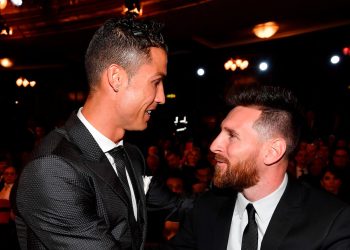 El mensaje de Cristiano Ronaldo para Messi tras la muerte de su padre