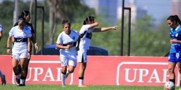 Olimpia goleó a Ameliano y continua firme en su camino al título