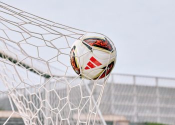 El nuevo balón de la Bundesliga es criticado por causar más dolor