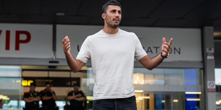 Rodri y Cancelo pasan el reconocimiento médico con el Barcelona