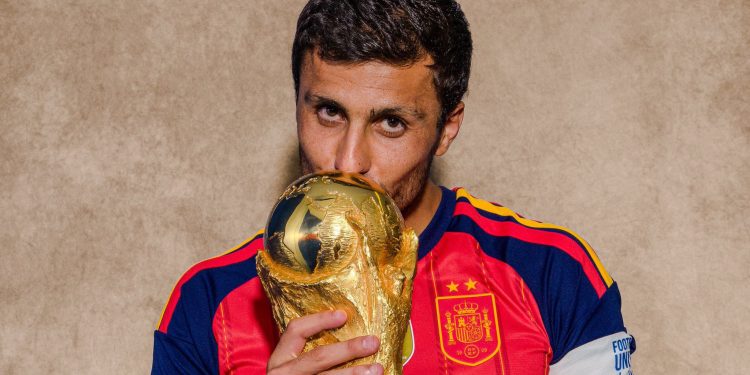 El City se aferra a Rodri y rechaza la primera oferta del Barcelona