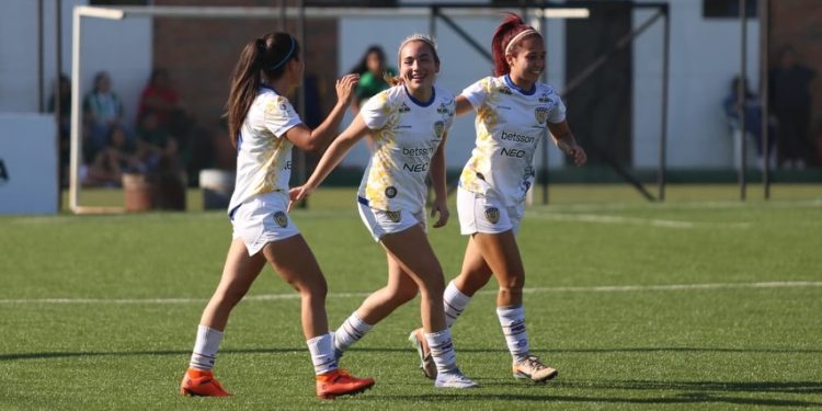 Sportivo Luqueño venció a Rubio Ñu en el cierre del decimonoveno capítulo
