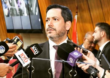Latorre dice sentirse honrado por el anuncio de Horacio Cartes ante los diputados