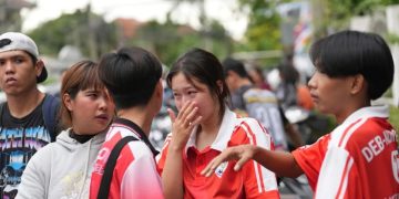 Adolescente asesinó a sus abuelos y desató una masacre en una escuela de Tailandia