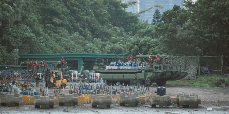 Taiwán ensayó su defensa de un puente ante un eventual ataque chino