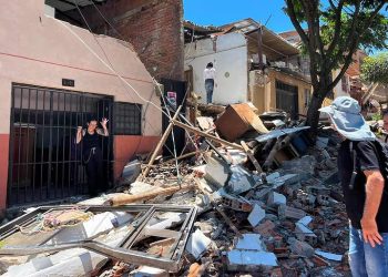 Elevan a 329 la cifra de fallecidos por el terremoto en Colombia