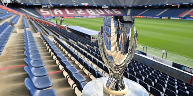PSG y Aston Villa disputan la Supercopa de la UEFA 2026