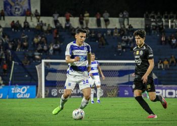 2 de Mayo vence sobre el final a Olimpia y queda por el momento en la cima