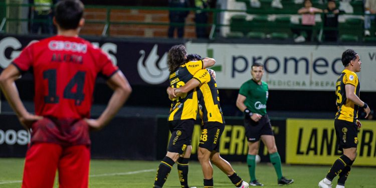 Guarani ganó por segunda ocasión y le propinó su primera derrota a Libertad