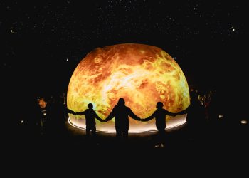 El Museo de Ciencias despliega una agenda especial por el mes de la niñez y el eclipse lunar