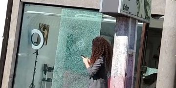 Policía interviene en asalto a un local en Ñemby y efectúa disparos contra delincuentes que huían