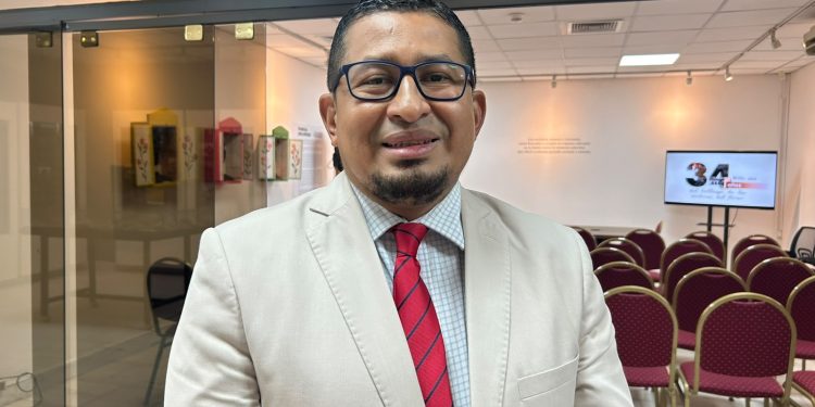 Magistrado de la Corte Suprema de El Salvador expone en Paraguay el modelo de enjuiciamiento a estructuras criminales