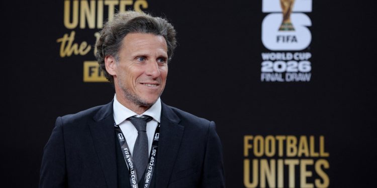 Diego Forlan nuevo DT de Uruguay