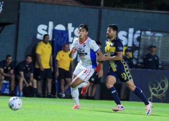 Trinidense y Nacional igualan en Santísima Trinidad